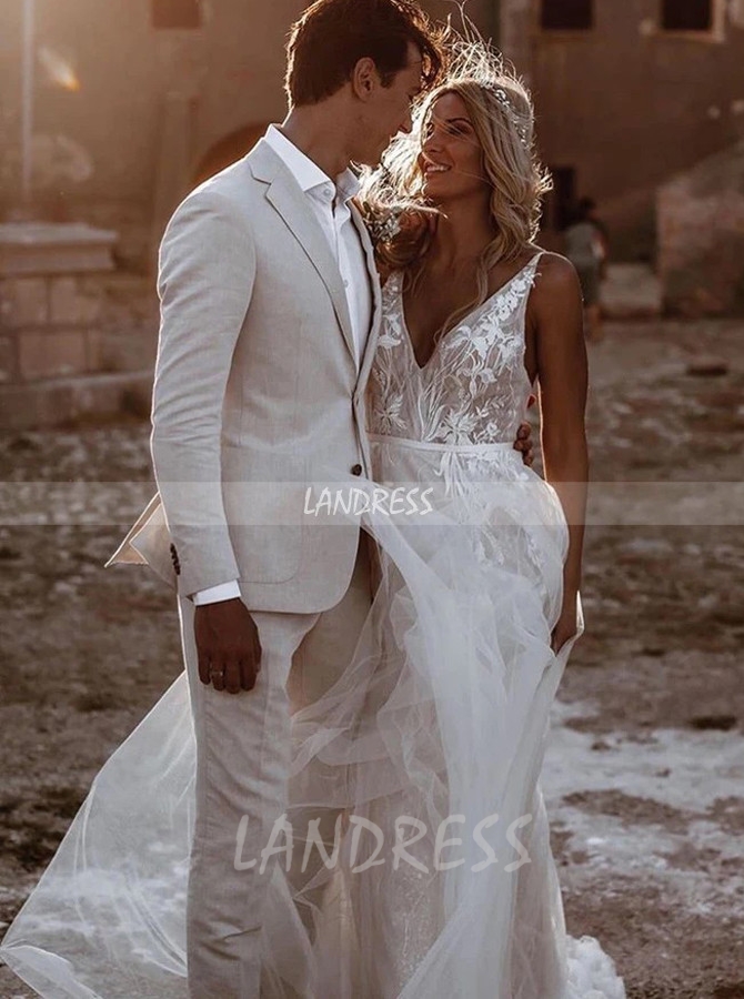 Modern Wedding Dresses: 18 Styles To Stand Out | Modern wedding dress, Wedding  dresses simple, Wedding dress guide