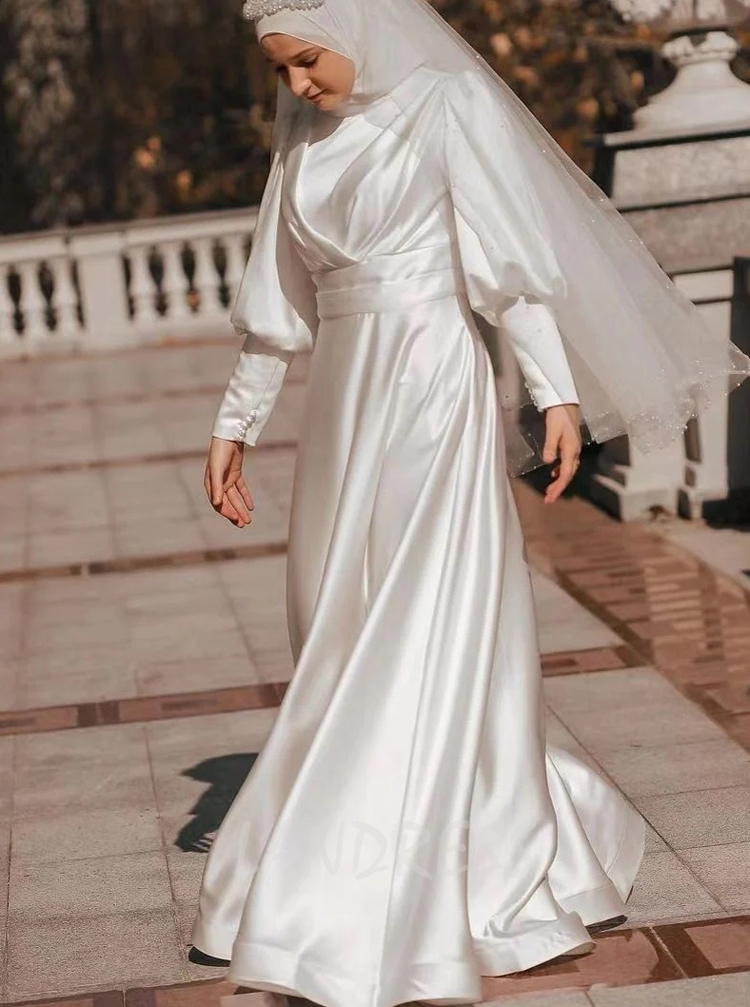 2018 Saudi Arabian Muslim Engagement Evening Dress: Glamorous A Line Muslim  Prom Dresses With Beaded Bow And High Neck, Long Sleeves, And Sweep Train  From Xzy1984316, $201.01 | DHgate.Com